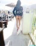 極品女神系母狗的淫色露出生活 極品女神被粉絲膜拜啪啪露出 高清私拍