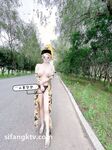 蜂腰肥臀尤物反差婊~極品吊鍾巨乳人妻想想私拍視圖戶外野戰人前露出調教啪啪呻吟好聽直叫爸爸