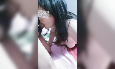 吃鸡自拍